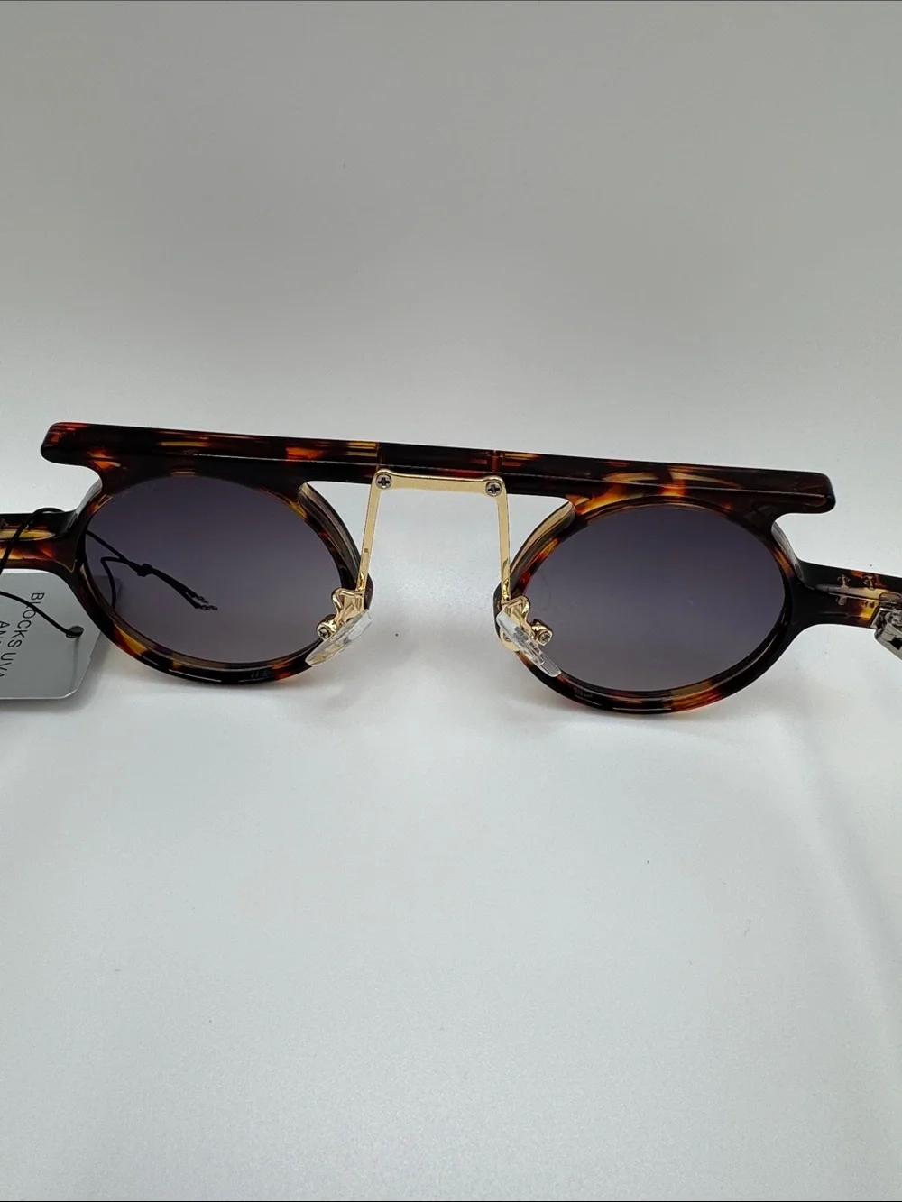 Tortoiseshell Round Frame Sunglasses - Dark Lenses